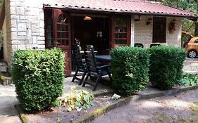 Witte wieven bungalow 17